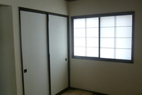 リビングからの続きにある和室はお客様空間。
