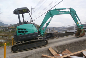 新築工事に向けて土地造成