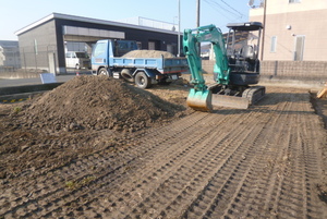 神辺町新湯野にて造成中
