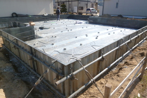 井原市高屋町　新築工事に向けて基礎工事