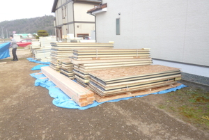 スーパーウォ―ルパネル搬入