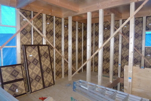 快適の秘密は断熱パネル・福山市、すでに暖かい現場環境